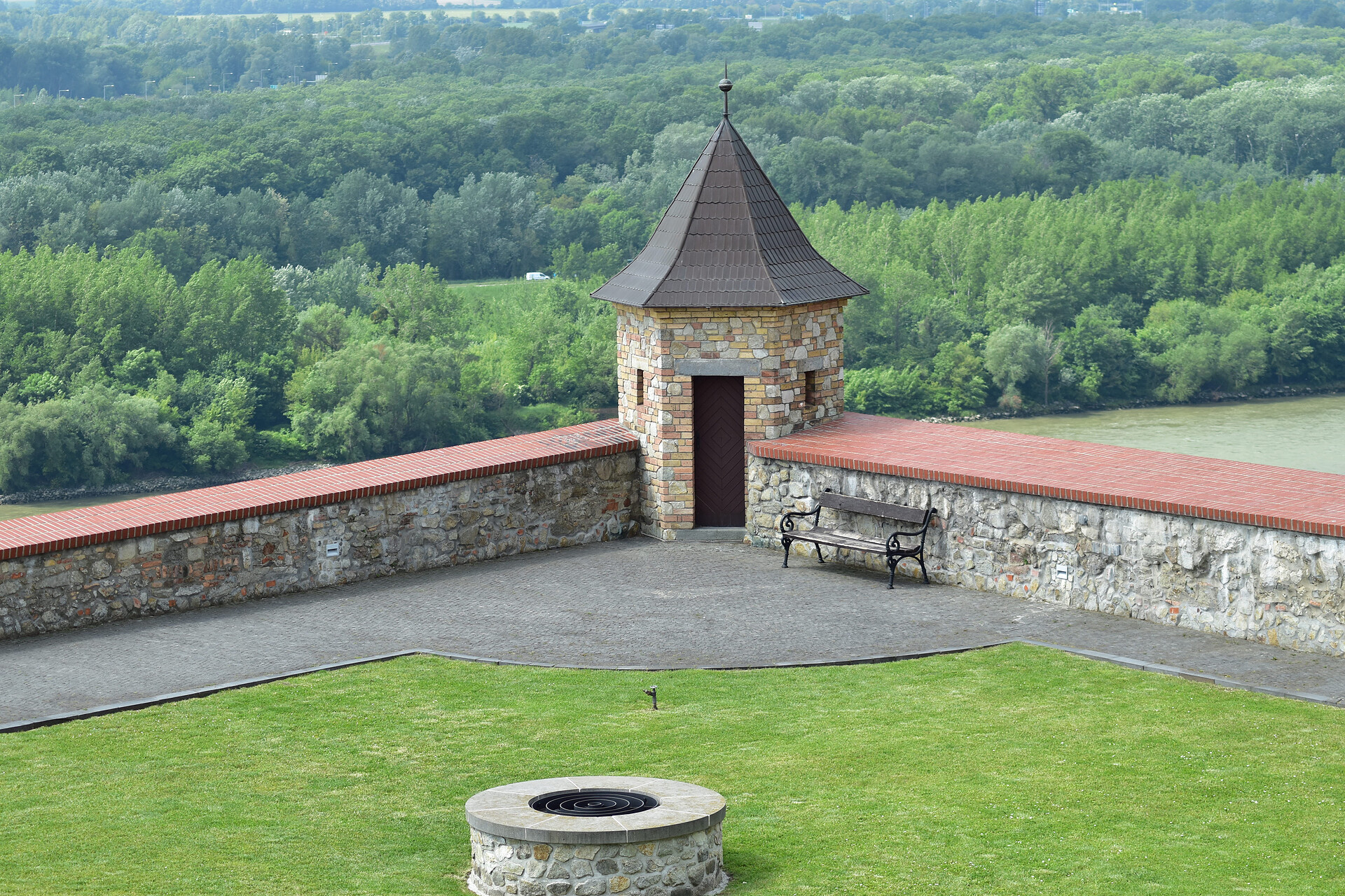 TwinCity Bratislava - Von Wien nach Preßburg